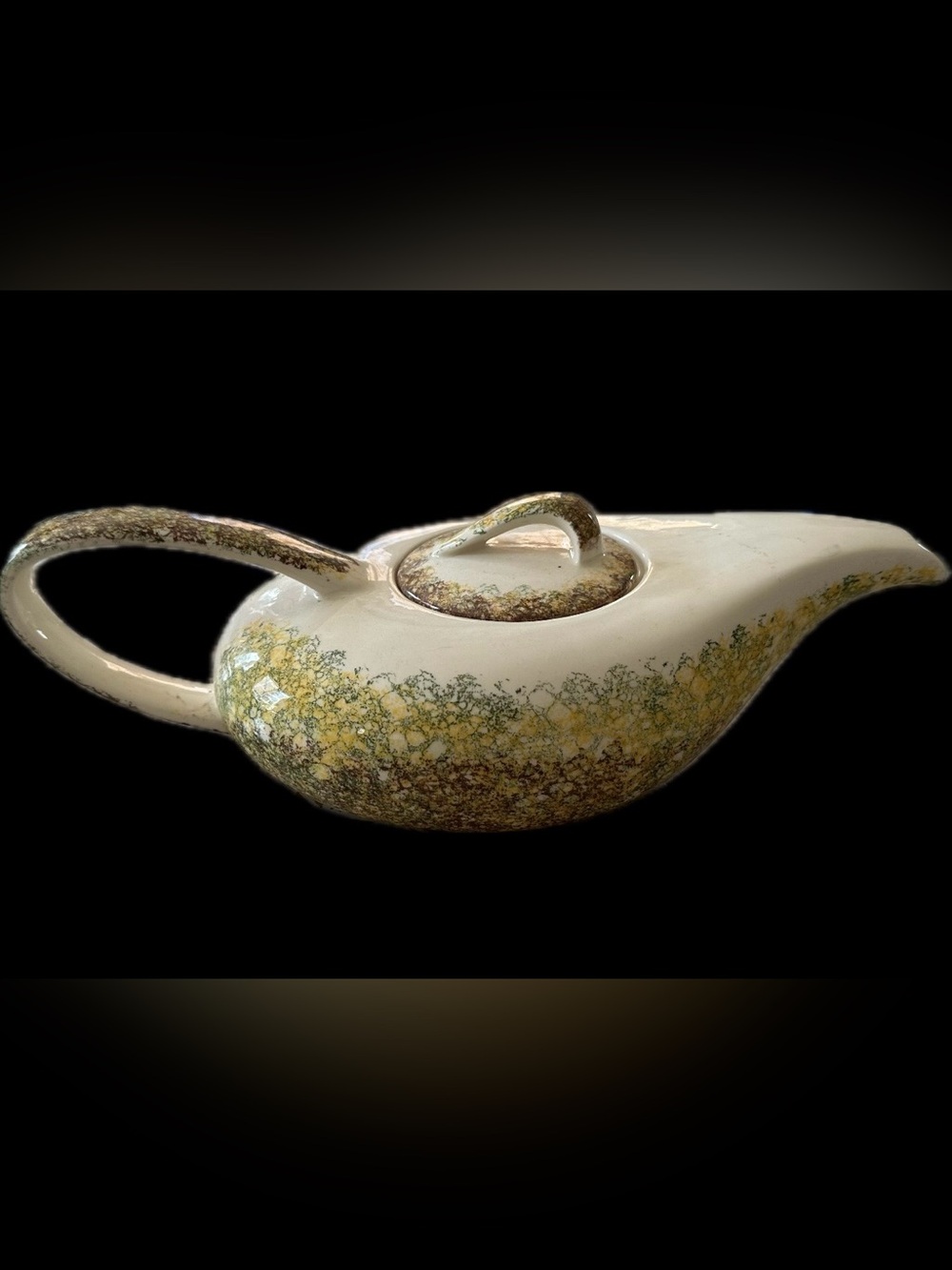 Vintage MCM Ceramic Vernon Kilns Hawaiian Coral Teapot Coffee Pot Aladdin Shape
